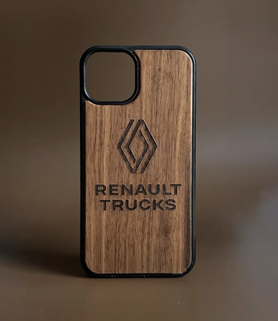 renault trucks houten hoesje